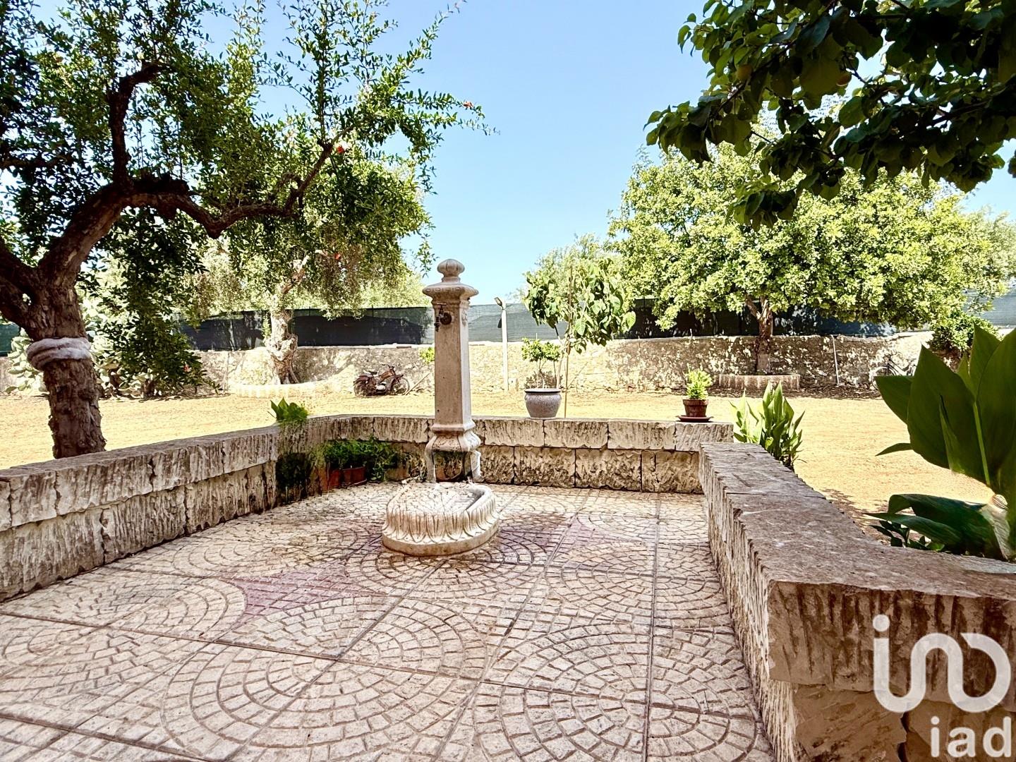 Sale Home 249 m² - 3 bedrooms