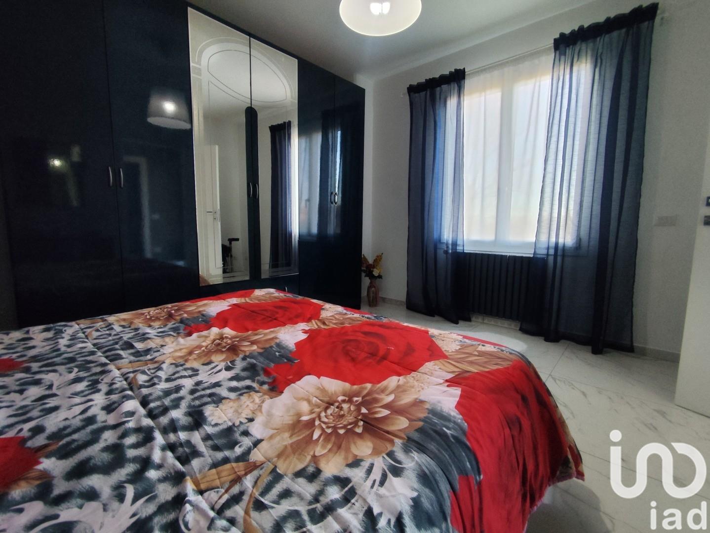 Sale Home 233 m² - 3 bedrooms