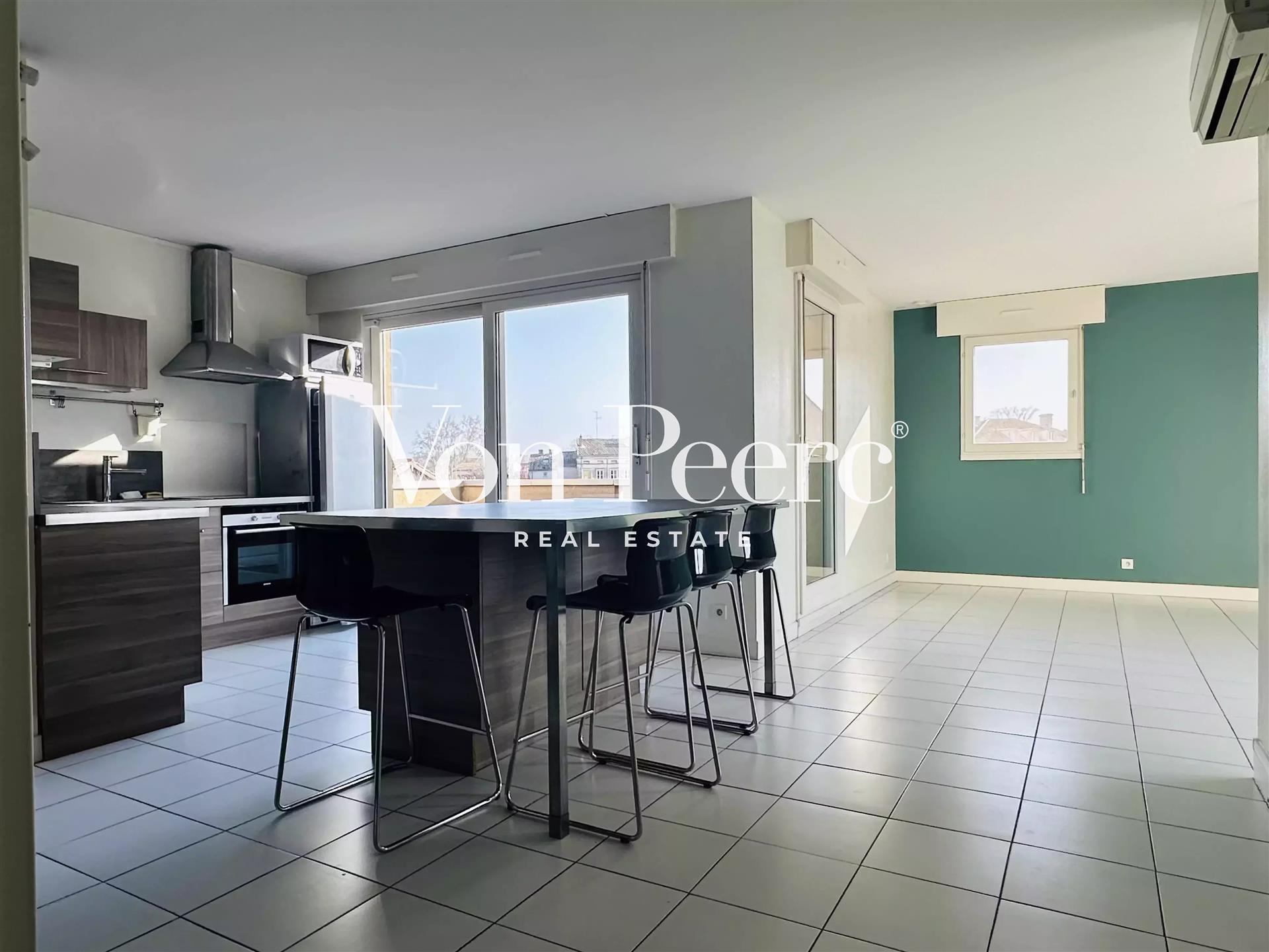 Crush for this lovely Apartment in Avignon