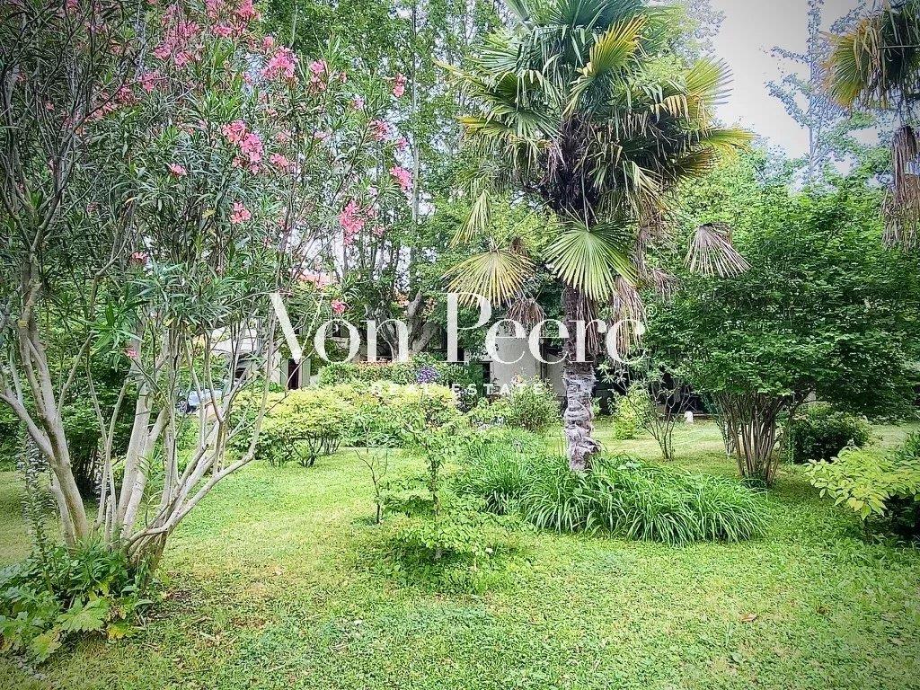 For sale Old Farmhouse with enchanting garden