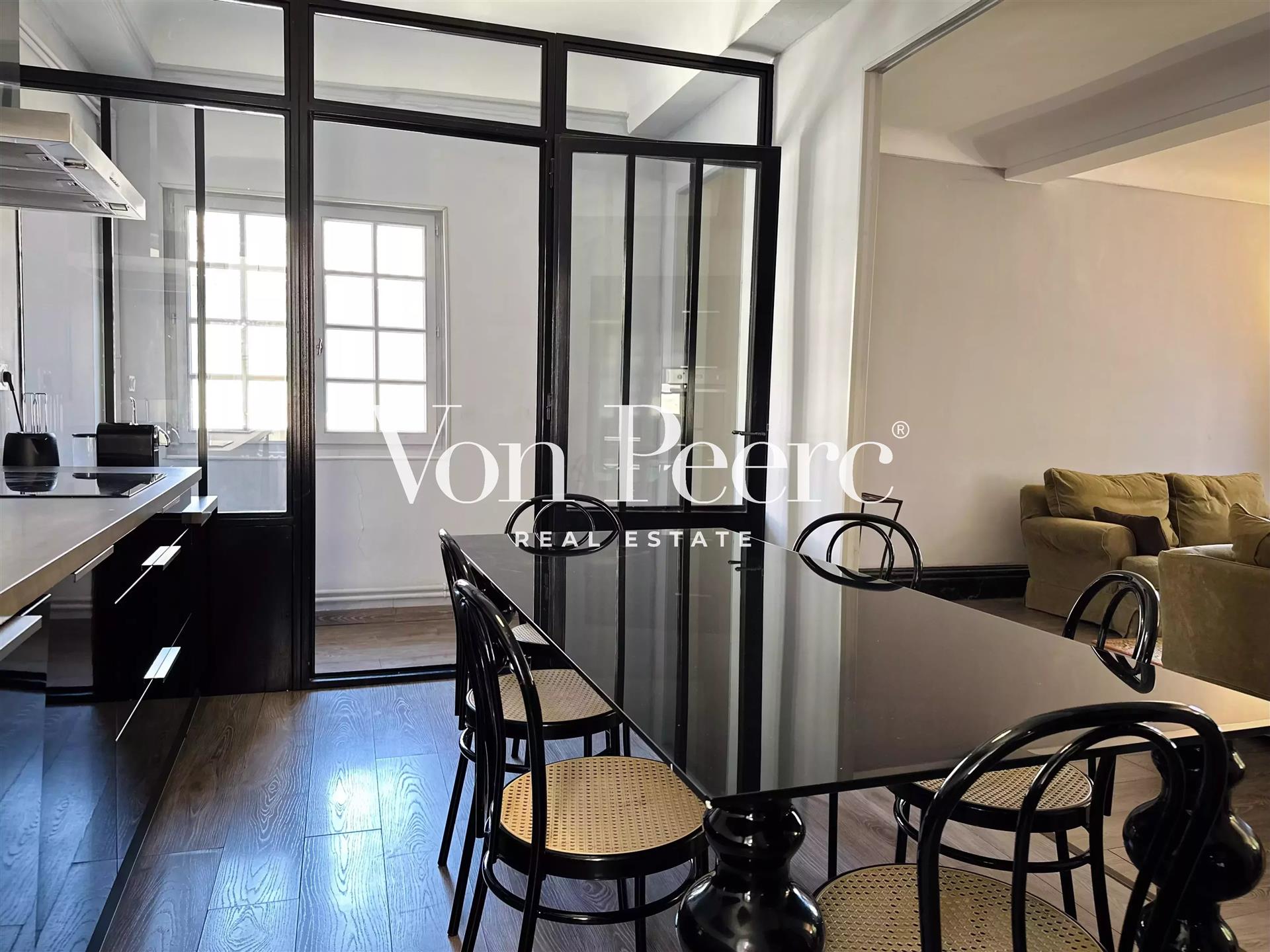 Compra: Apartamento (84000)