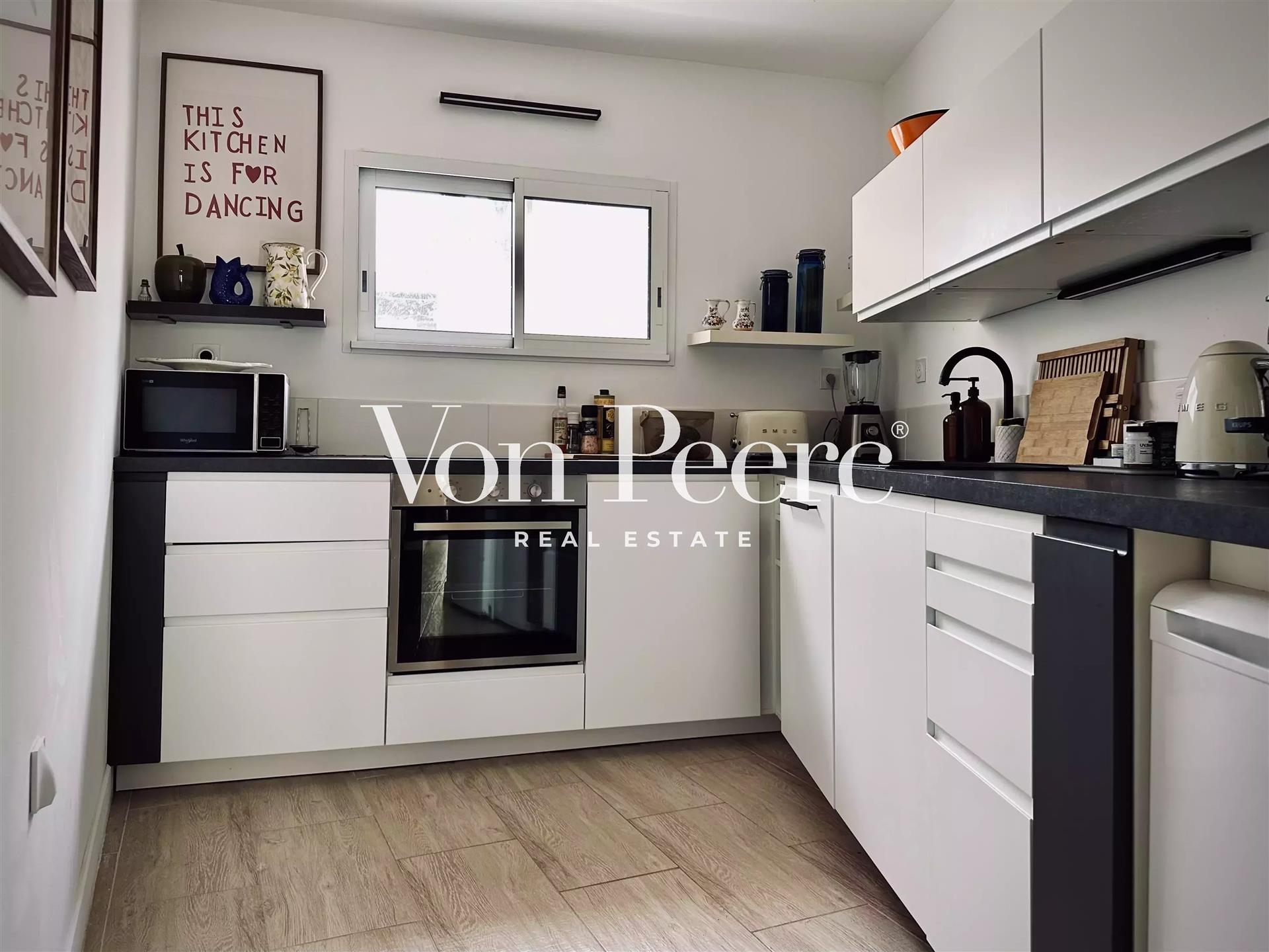 Apartment with terrace in the heart of the inner city