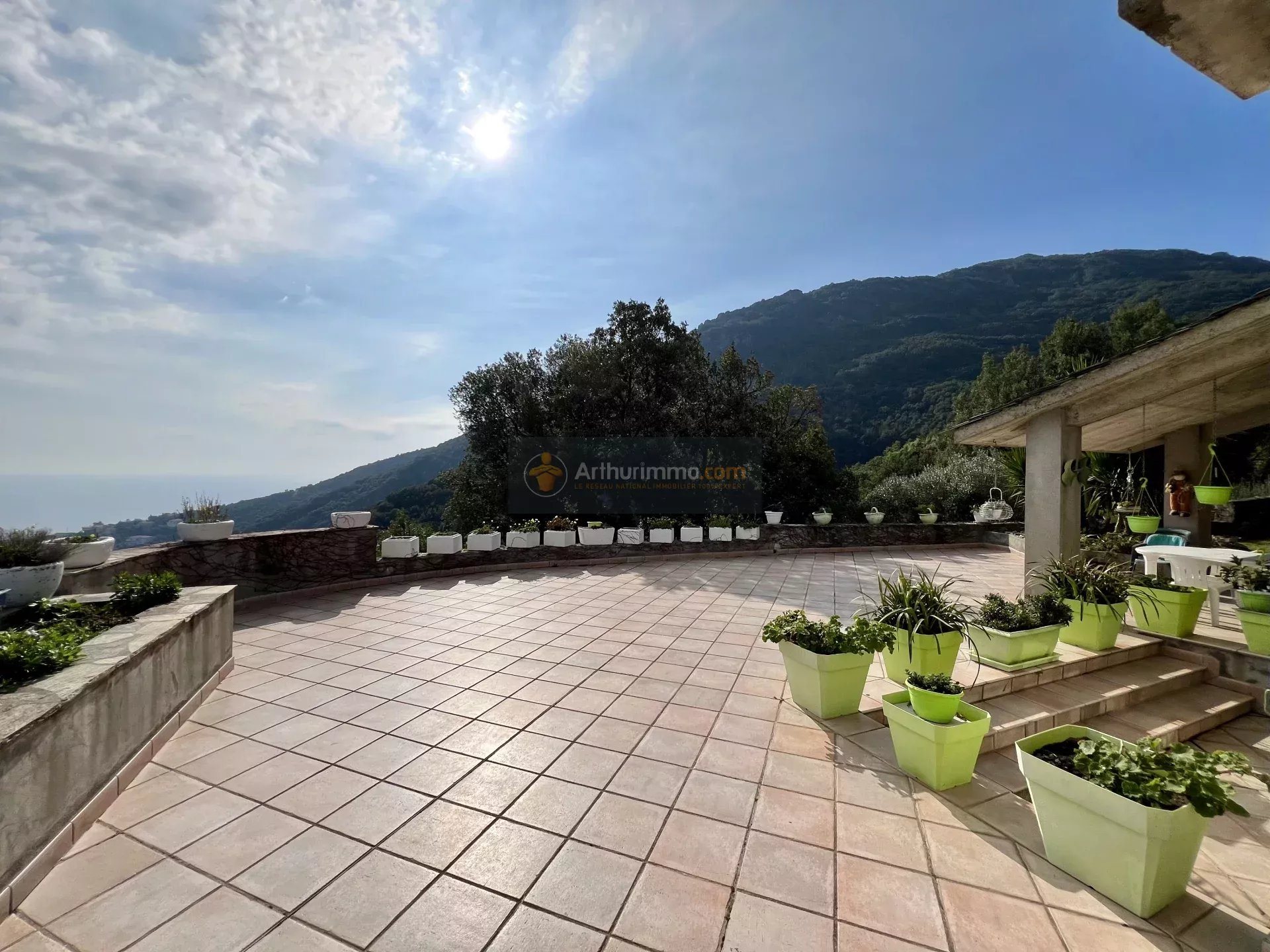 Maison à vendre, 381m², San-Martino-di-Lota