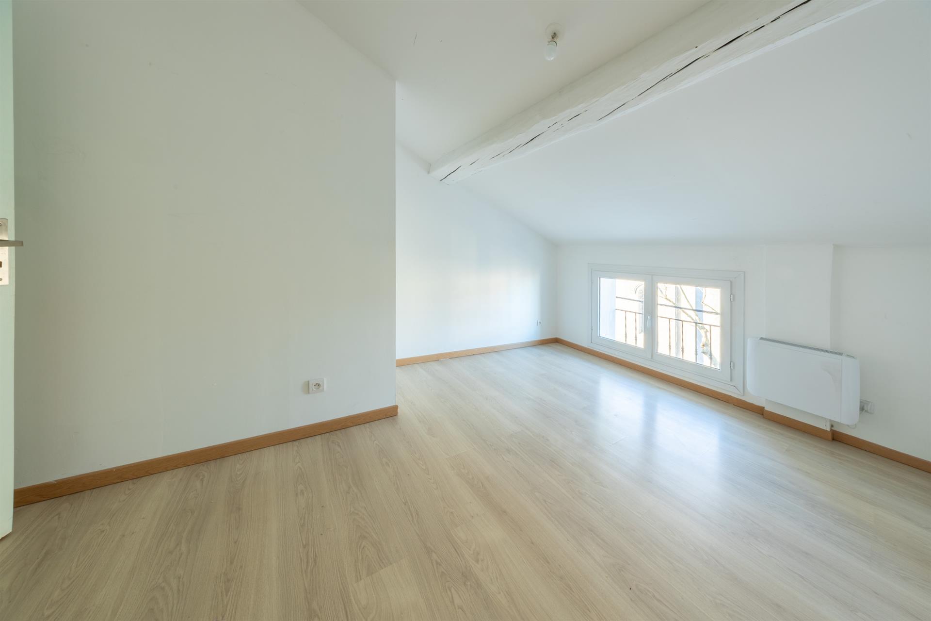 Saint-Etienne / Le Soleil. 4-Room duplex apartment of 75 m2.
