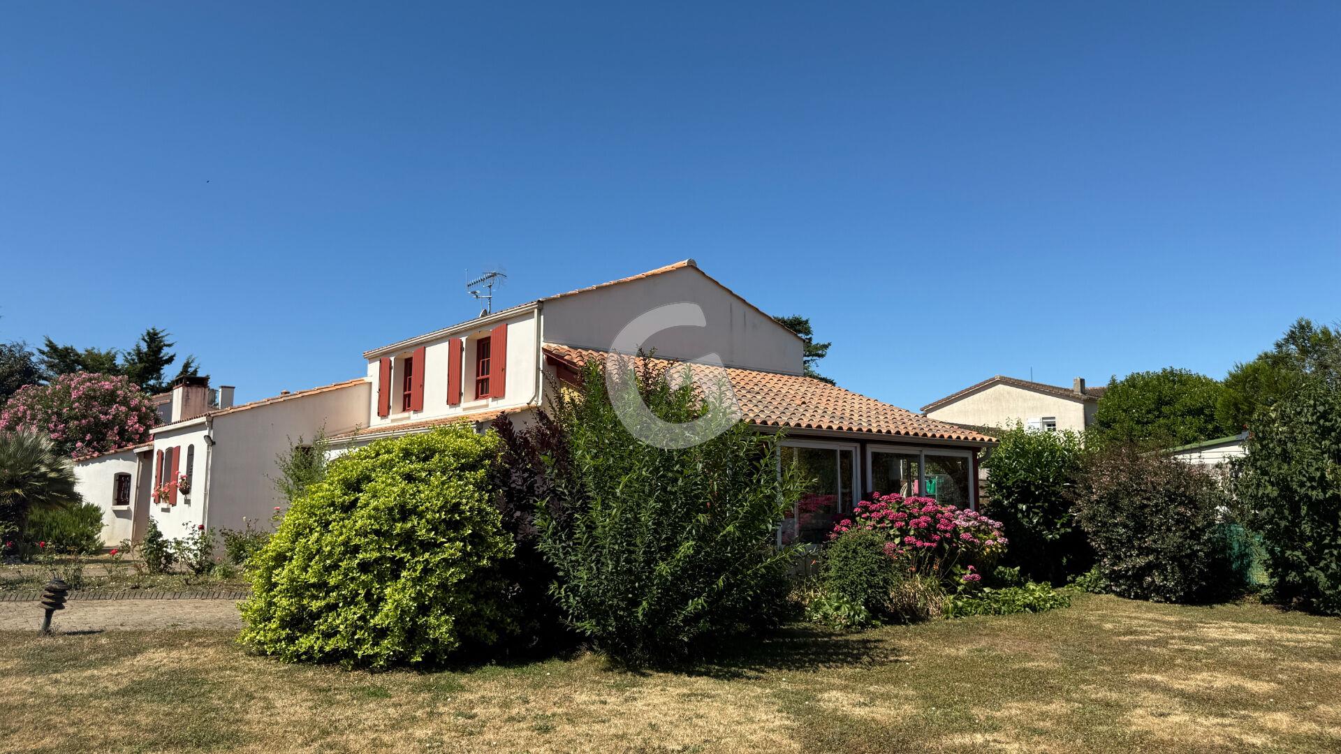 Purchase: House (85750)