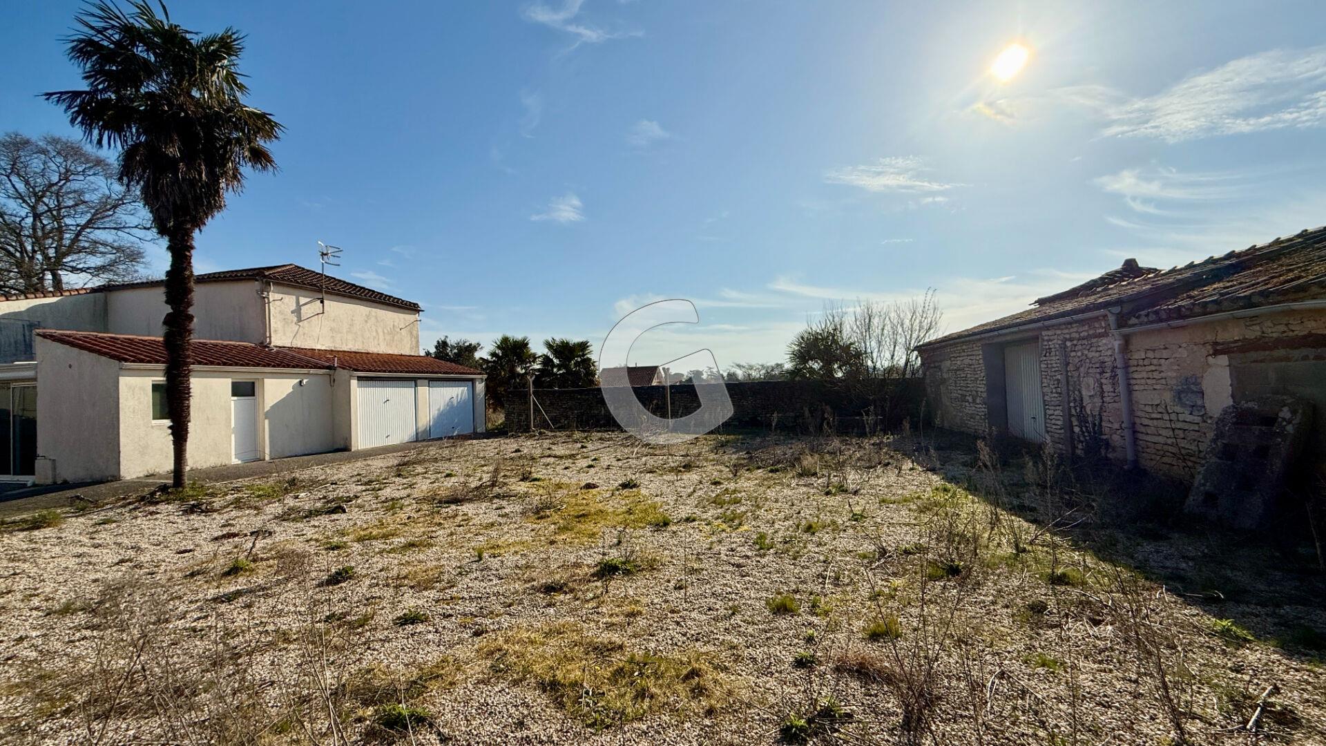 Purchase: House (85750)
