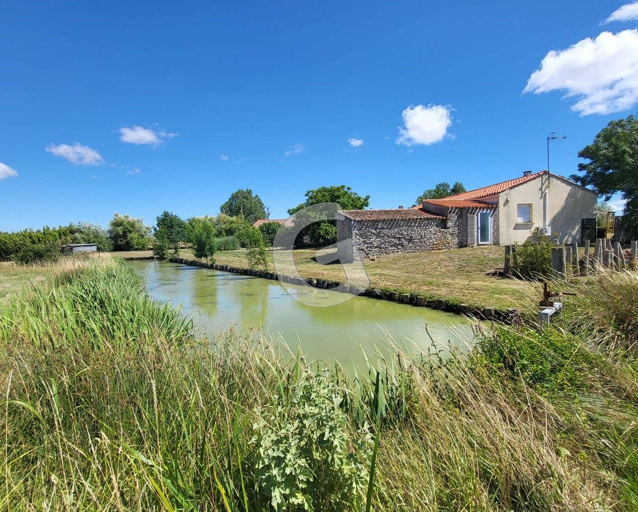 House 5 rooms 117m² for sale Angles