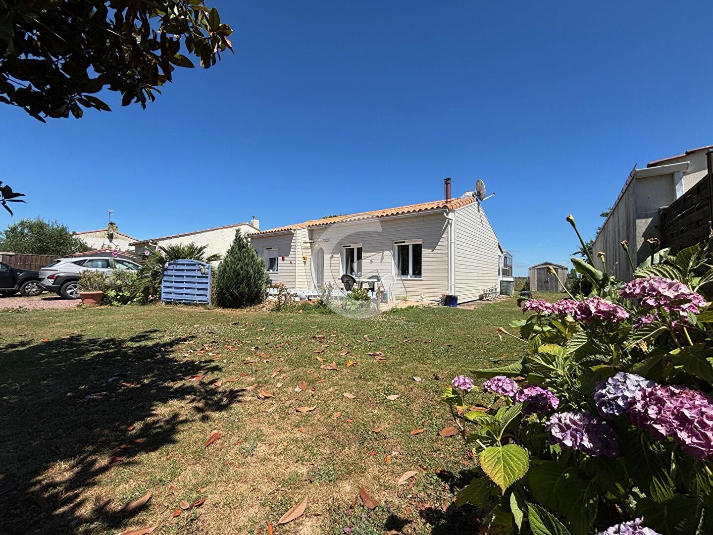 Purchase: House (85750)