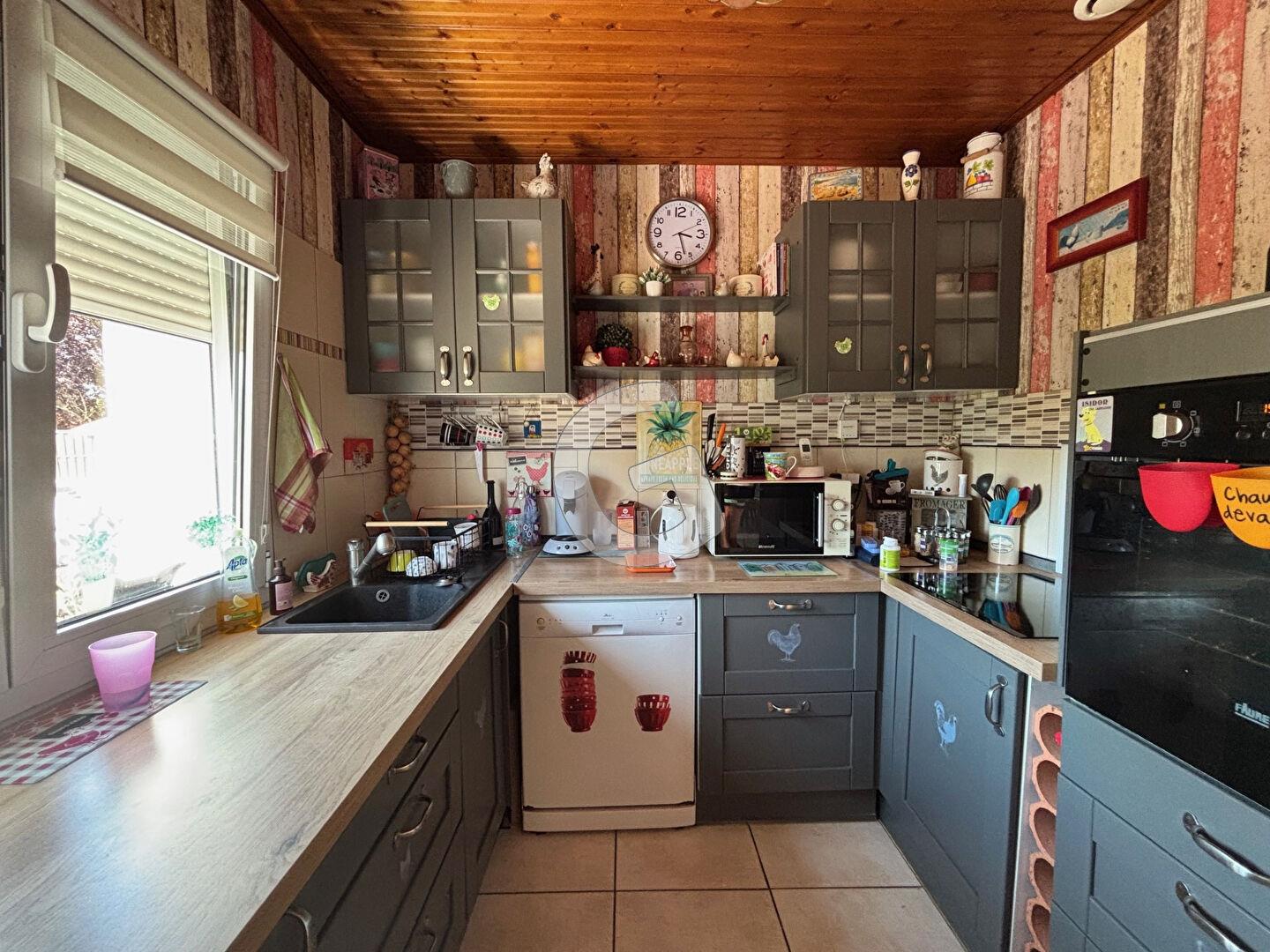 Purchase: House (85750)