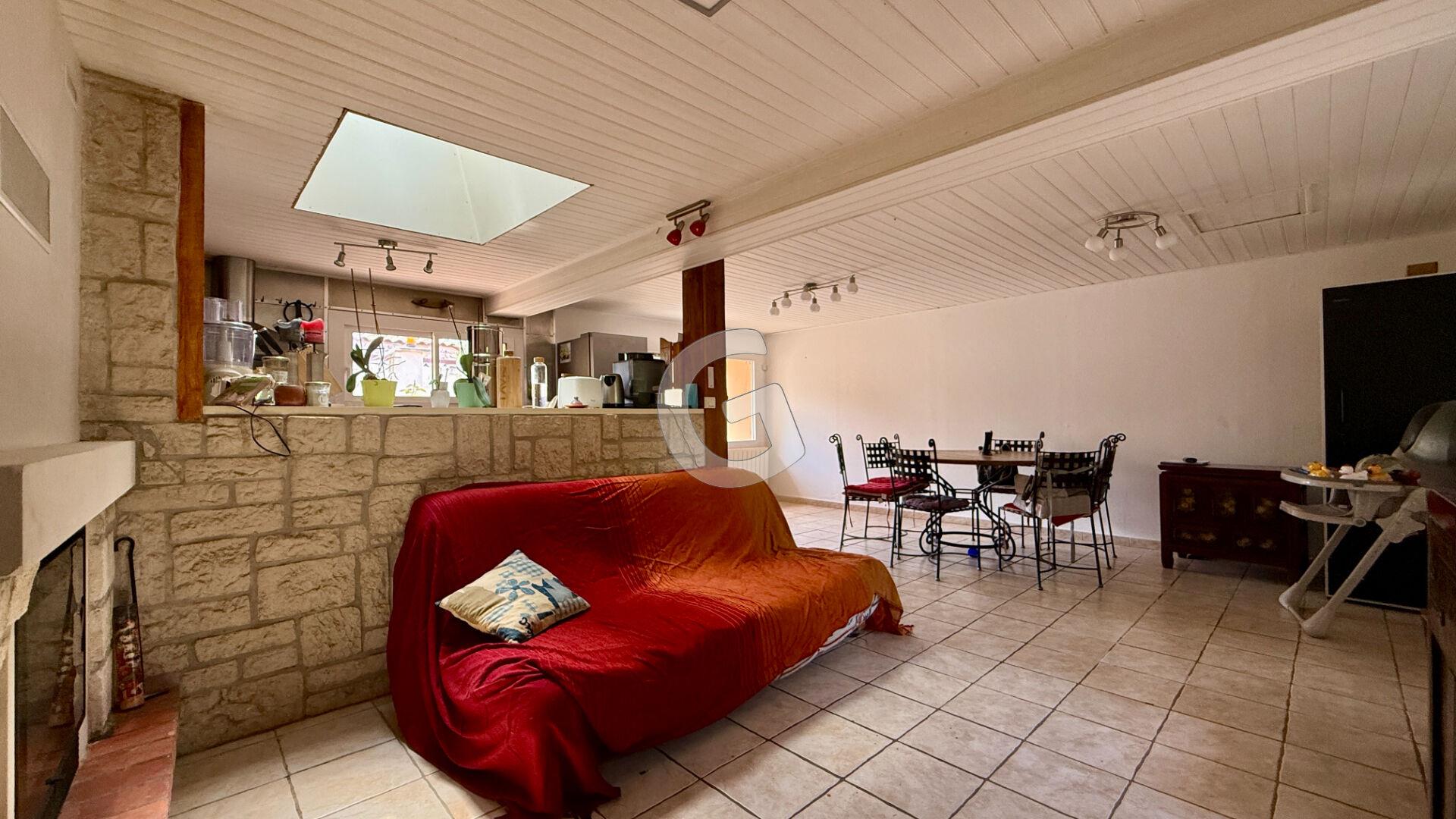 Purchase: House (85750)