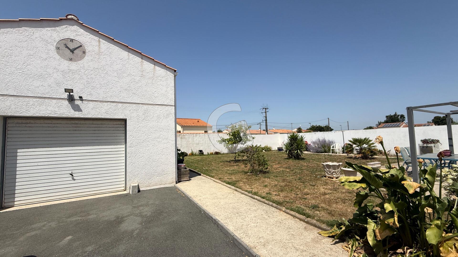 Purchase: House (85750)