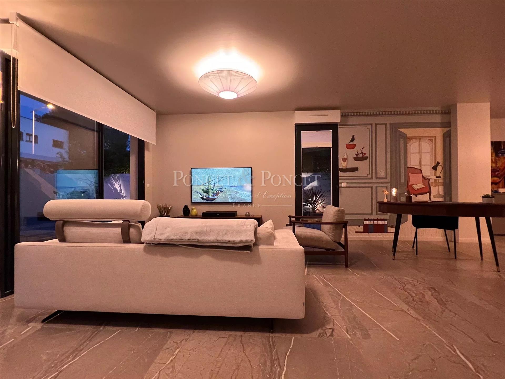 Modern House Carnon-Plage