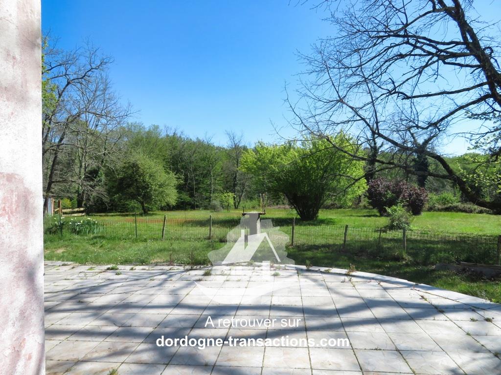 Property 3 ha with 2 houses