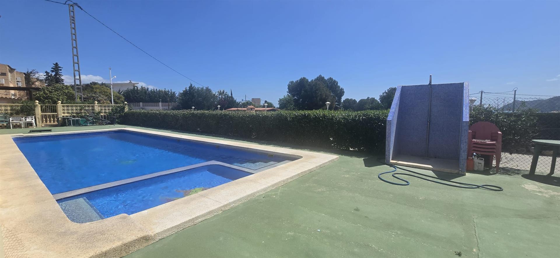Appartement de 2 chambres sur la planète. Vue sur l’océan, piscine, terrasse.