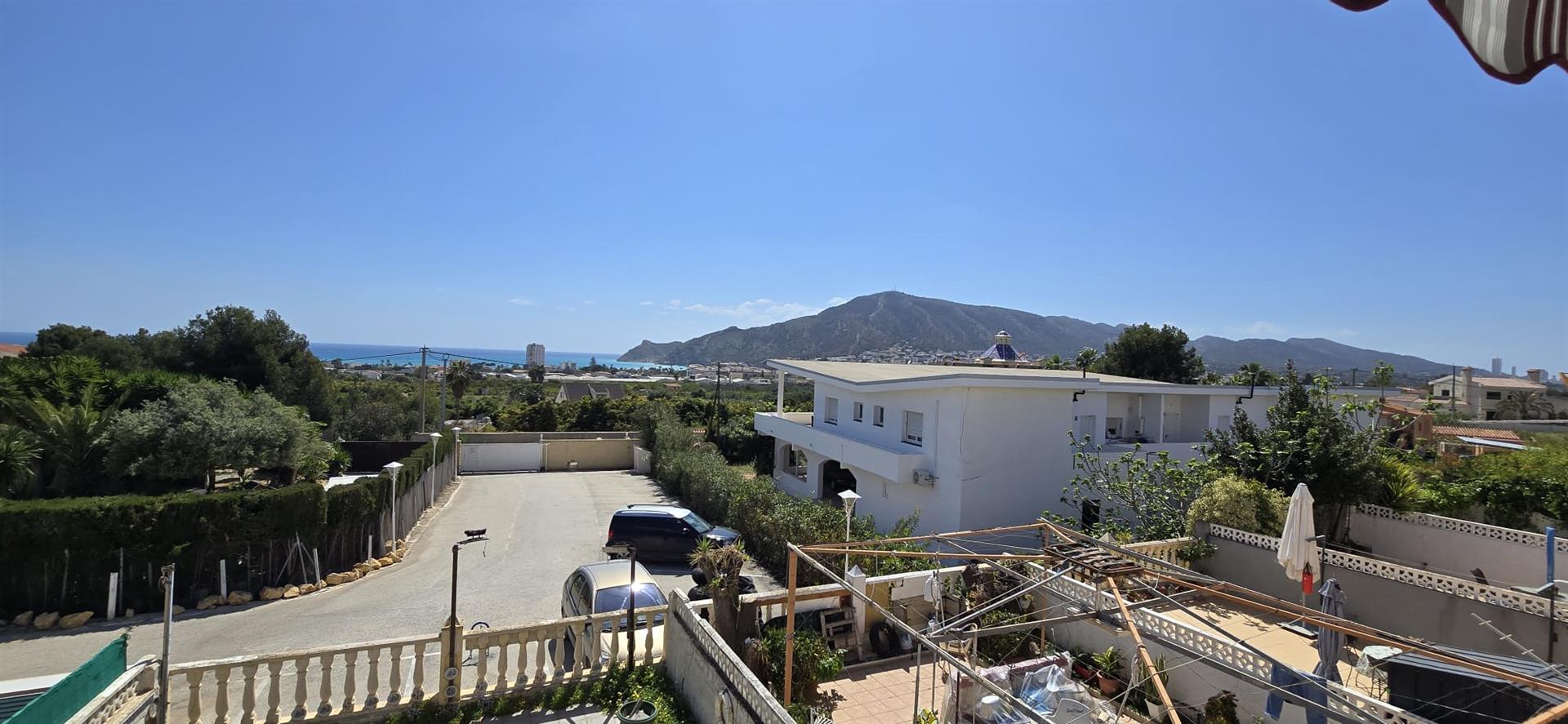 Appartement de 2 chambres sur la planète. Vue sur l’océan, piscine, terrasse.