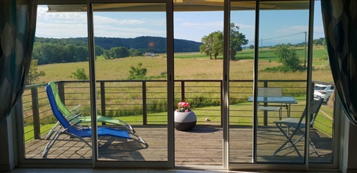 Te koop, nabij Trie-sur-Baïse (Hautes-Pyrénées): Moderne villa met 2 slaapkamers en open woonkamer