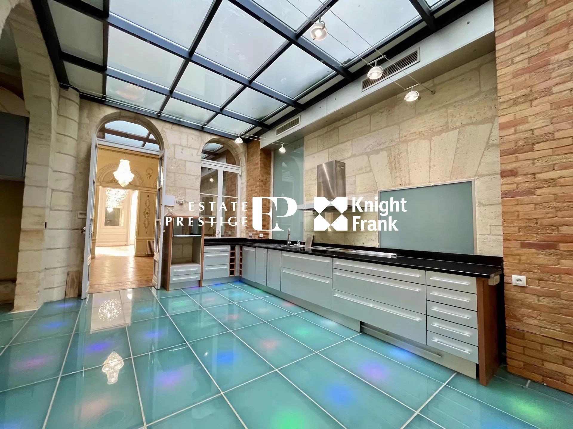Bordeaux - Elegant apartment in historic center