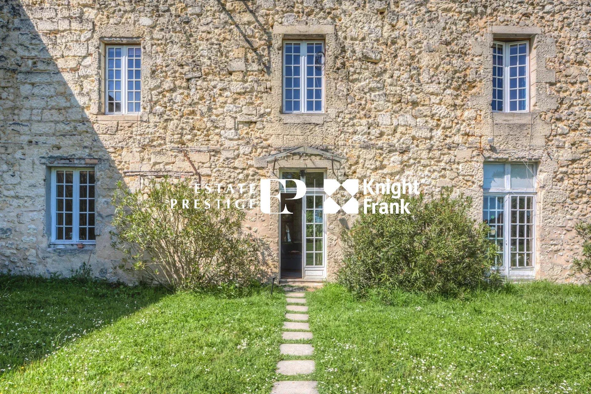 Cambes - Stone house overlooking the Garonne