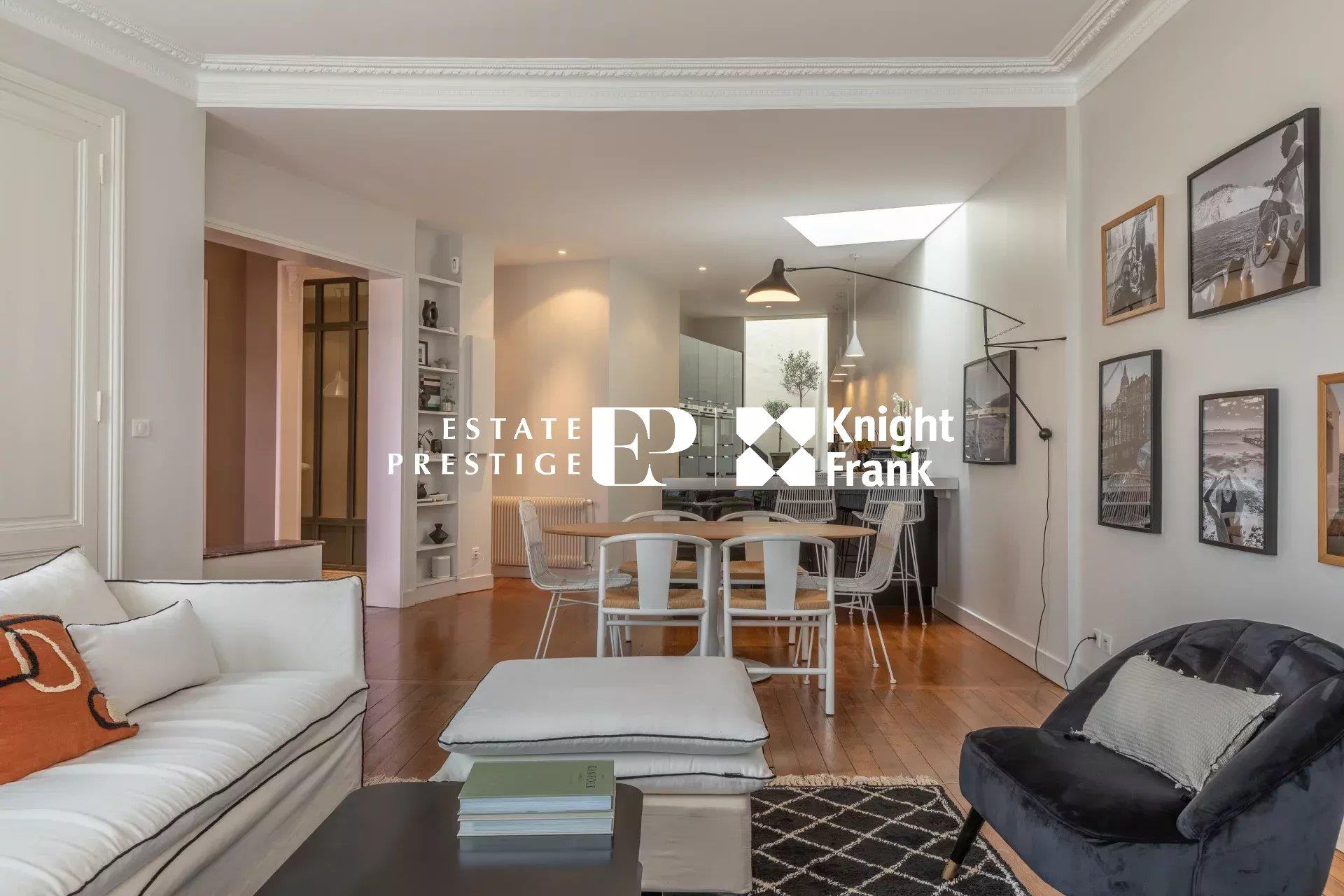 Bordeaux - Stone townhouse