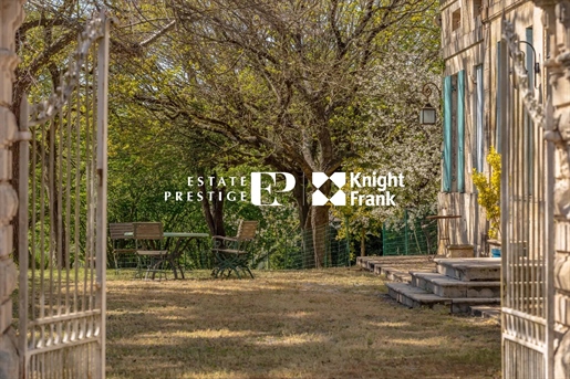Bordeaux Countryside - Charming vineyard property