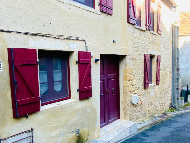 Character townhouse in the heart of Montignac-Lascaux