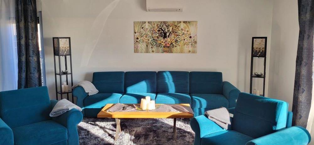Kanfanar – Newly built semi-detached house 160m2 with pool and distant sea view