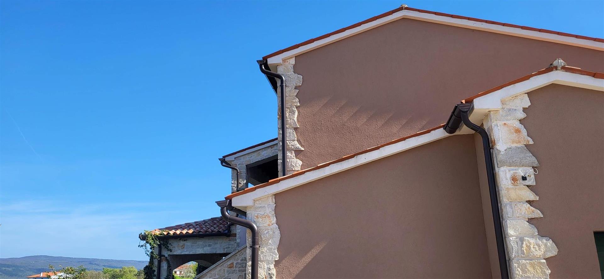 Barban – Classy villa with a beautiful garden and great views to the sea