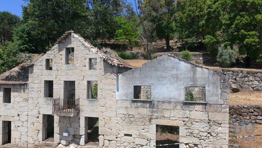 Terrenos de construcción en el Coimbra, Oliveira do Hospital