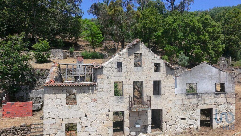 Terrenos de construcción en el Coimbra, Oliveira do Hospital