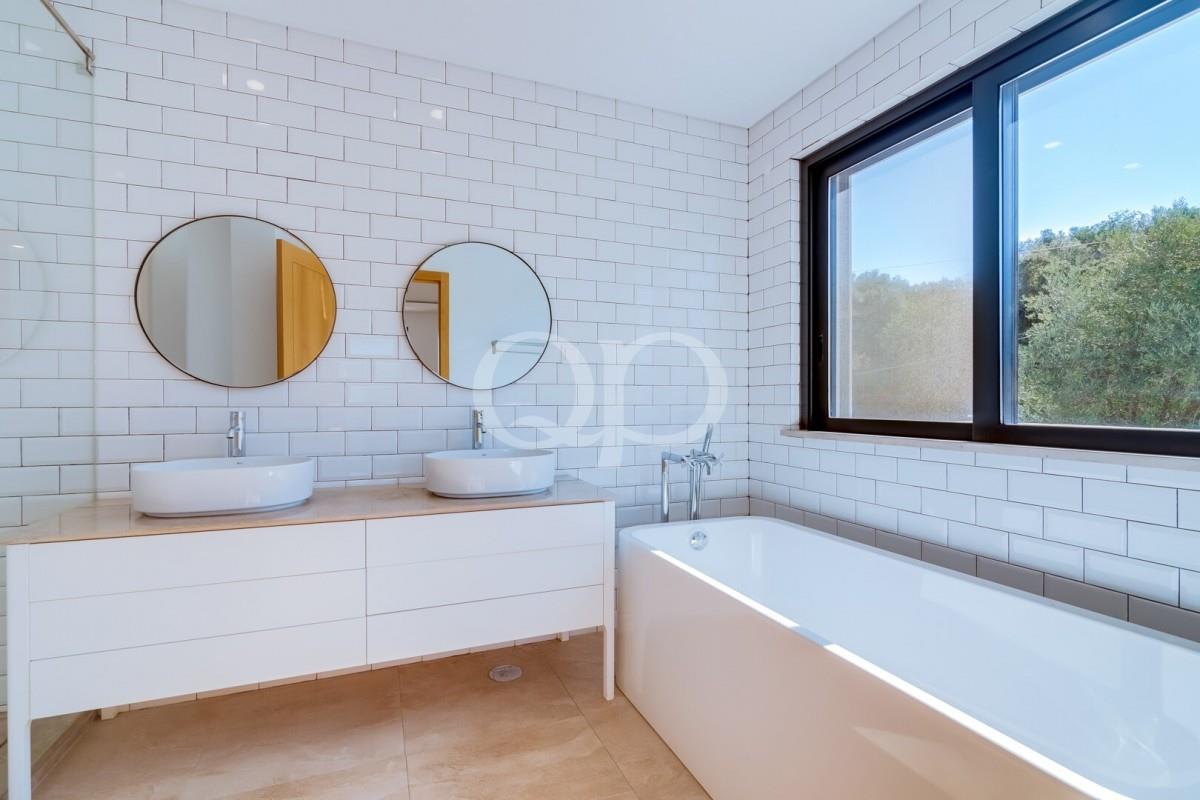 Exceptional Villa with Complete Privacy in Vale Formoso