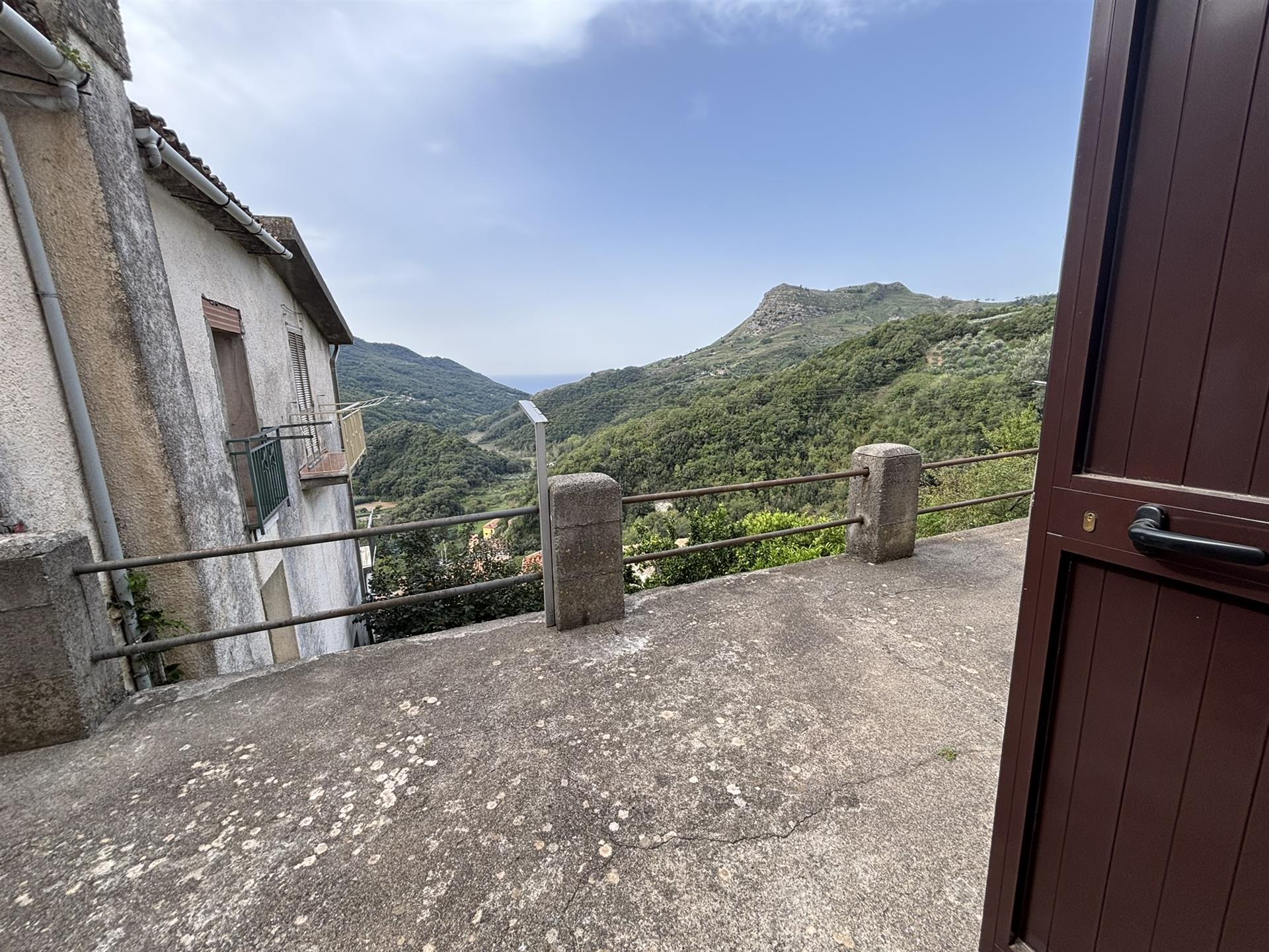 A Home with Potential in the Hills – Tranquility, Charm, and Views