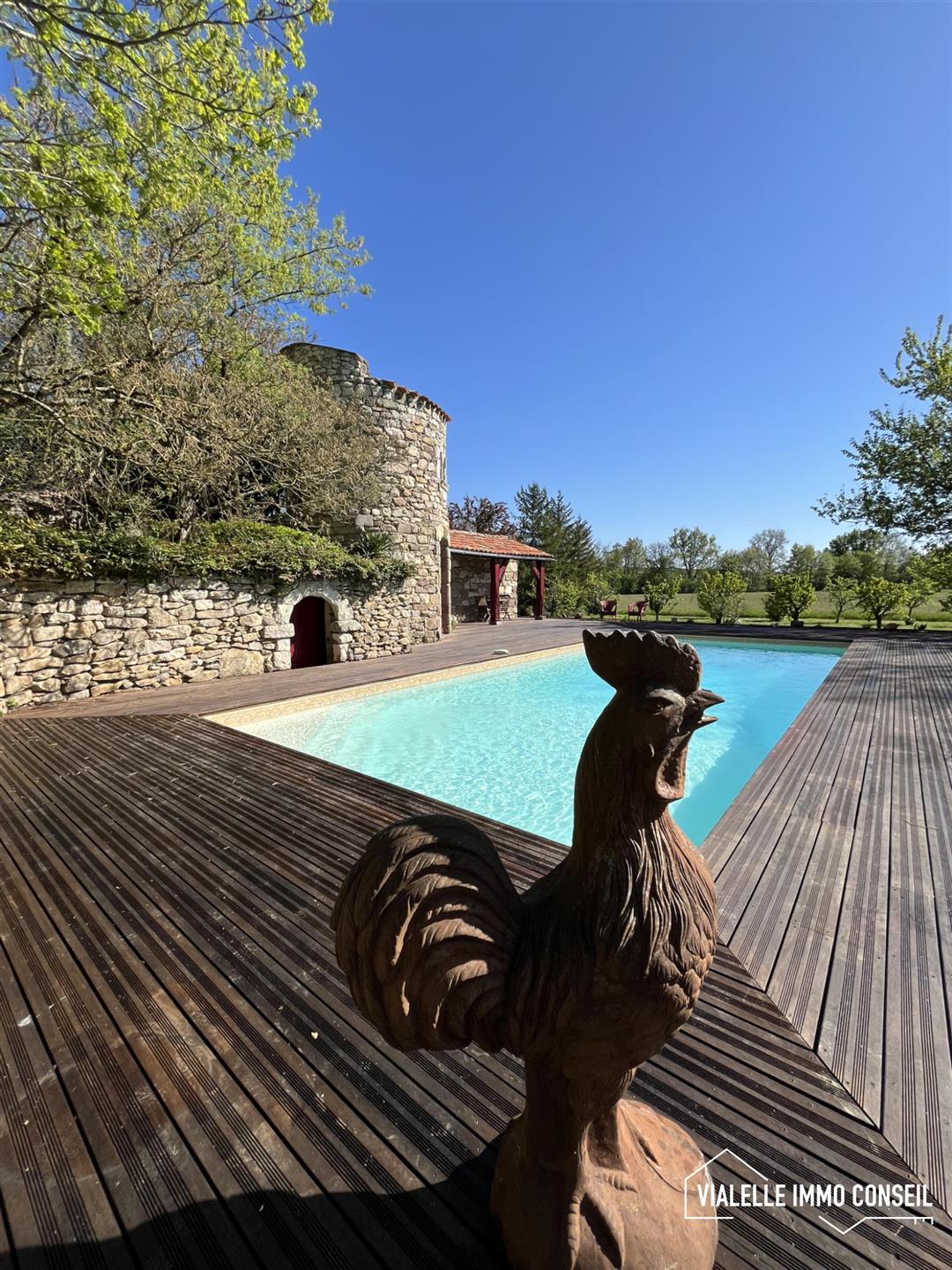 Charming property, Lautrec
