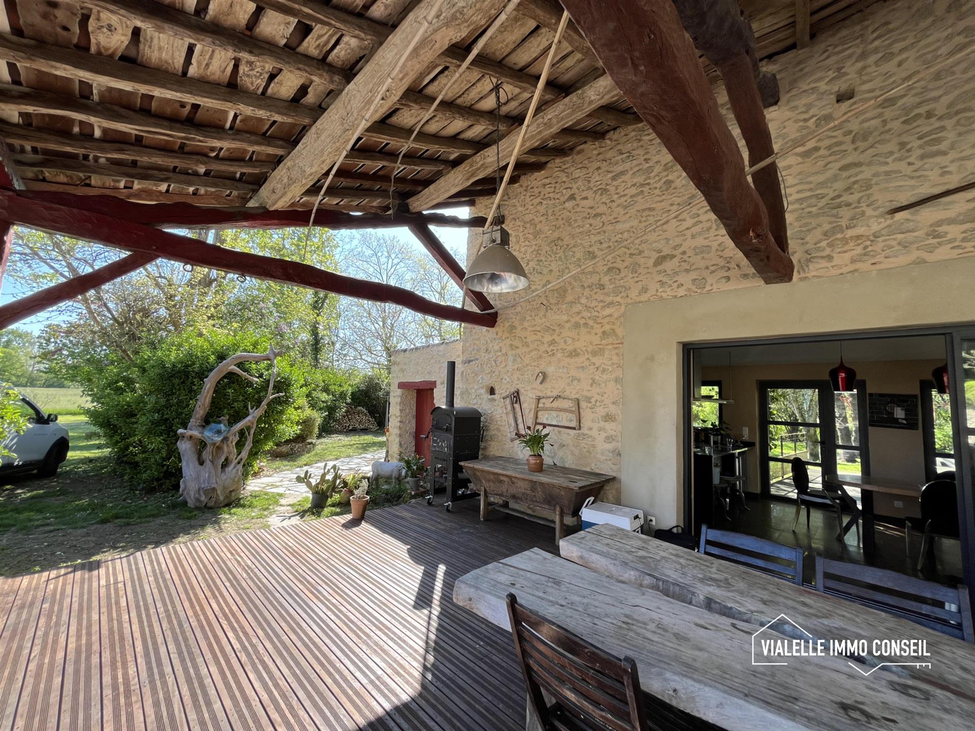 Charming property, Lautrec