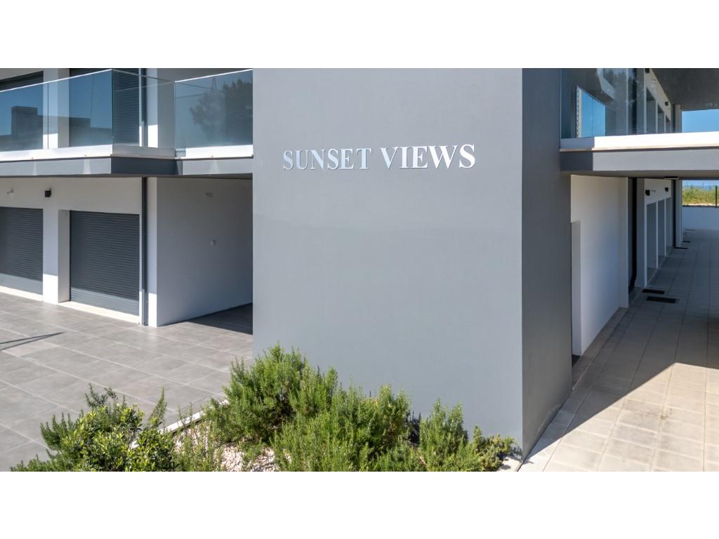 1 bedroom flat in a gated community with swimming pool and sea view in Nazaré (Silver Coast)