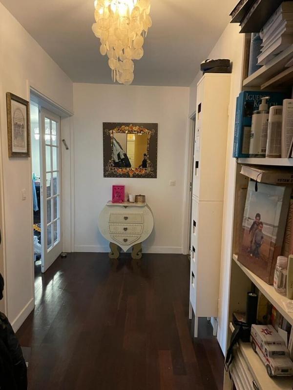 Purchase: Apartment (92120)