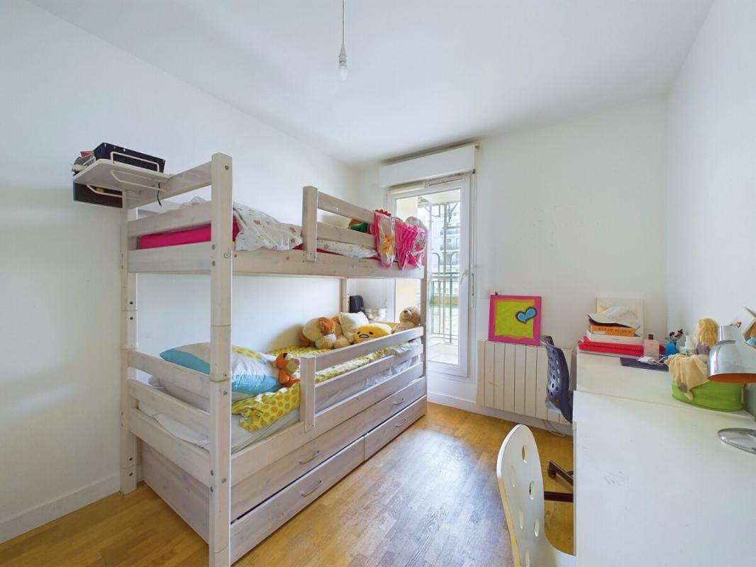 Purchase: Apartment (92120)