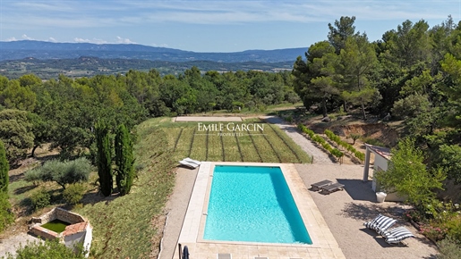 Maison rénovée à vendre face au Luberon