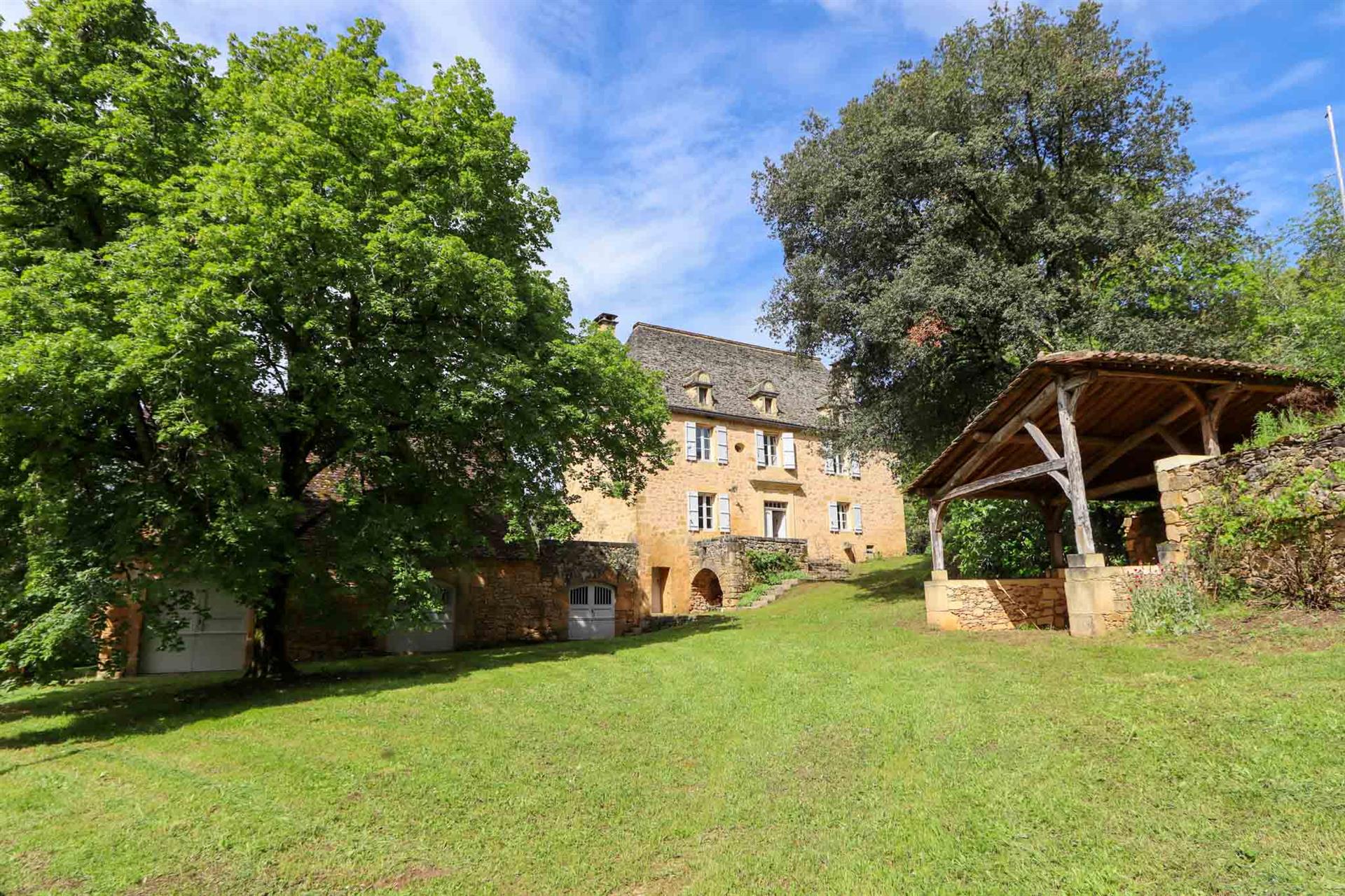 15 km from Sarlat - Dordogne Valley - Périgord Noir