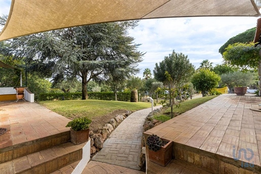 Country House with 3 Rooms in Faro with 276,00 m²