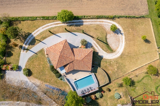 Villa contemporaine T4 avec piscine à Savignac sur Leyze