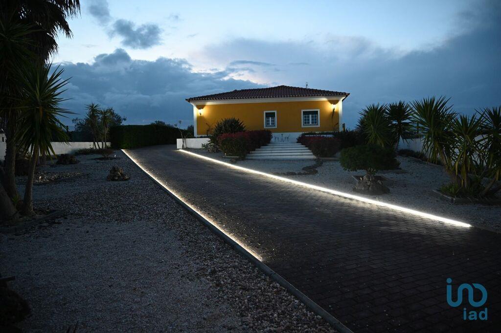 Home / Villa with 4 Rooms in Ponte de Sor, Tramaga e Vale de Açor with 302,00 m²