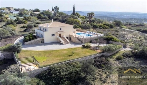 5 Bed Villa For Sale in Boliqueime Algarve