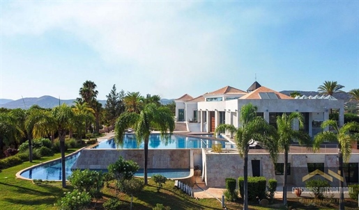 Luxury 6 Bed Villa With Panoramic Views in Estoi Algarve