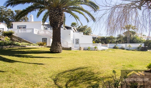 West Algarve 3 Bed Villa in Santo Antonio Golf Resort