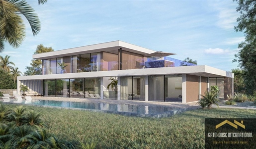 Terrain avec autorisation de construire une villa de 5 chambres à Almancil Algarve