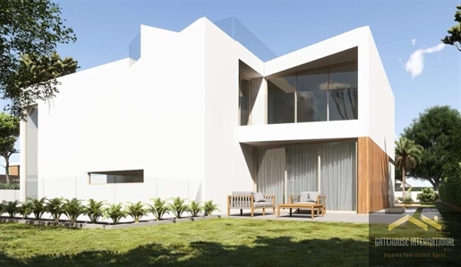 Nova Moradia T4 em Estilo Moderno em Vilamoura Algarve