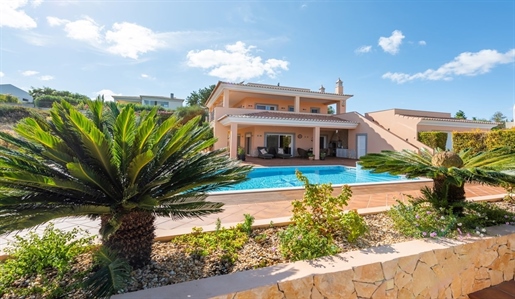 Villa de 4 chambres avec vue sur la mer à Porto de Mos, Lagos, Algarve