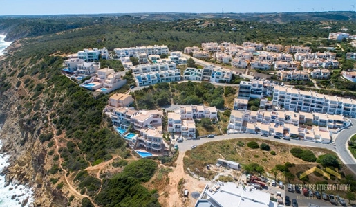 4 Baugrundstücke mit Meerblick zum Verkauf in Salema West Algarve