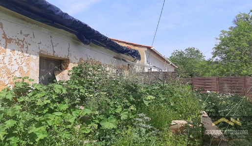 Immobilienruine an der Zentralalgarve mit Land in Tunes