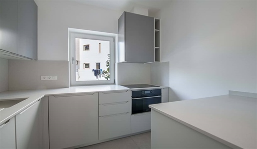 Renovierte 2-Bett-Wohnung im Zentrum von Lagos an der Algarve